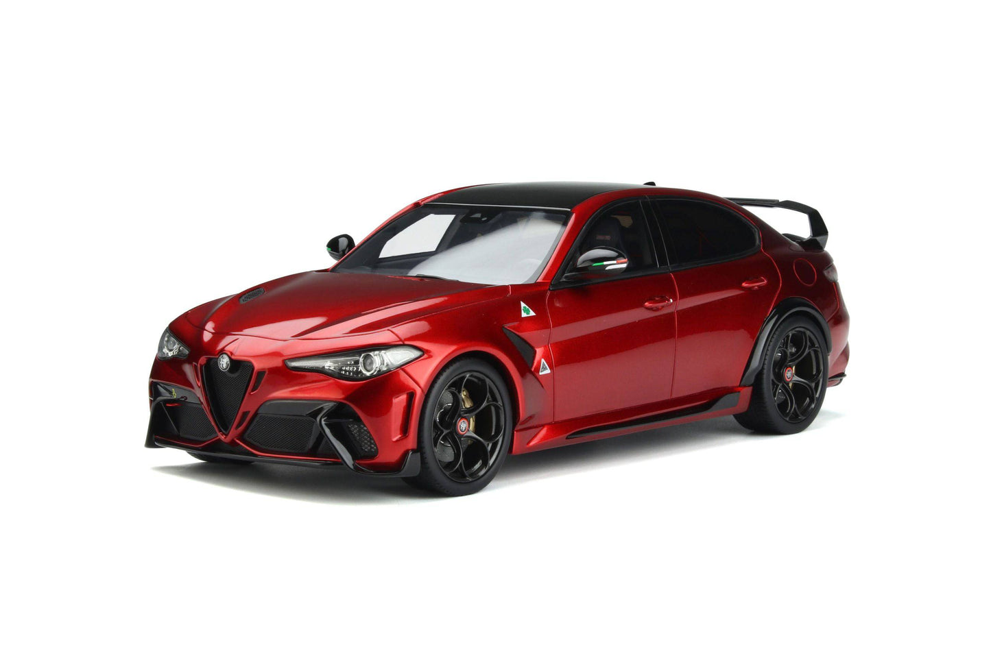 OttOmobile - Alfa Romeo Giulia GTAm (GTA Red) 1:18 Scale Model Car - Model Cars Canada Inc.