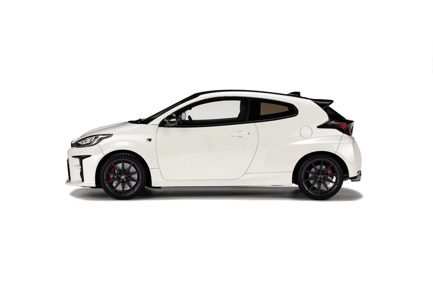 OttOmobile - Toyota GR Yaris (Platinum White Pearl) 1:18 Scale Model Car - Model Cars Canada Inc.