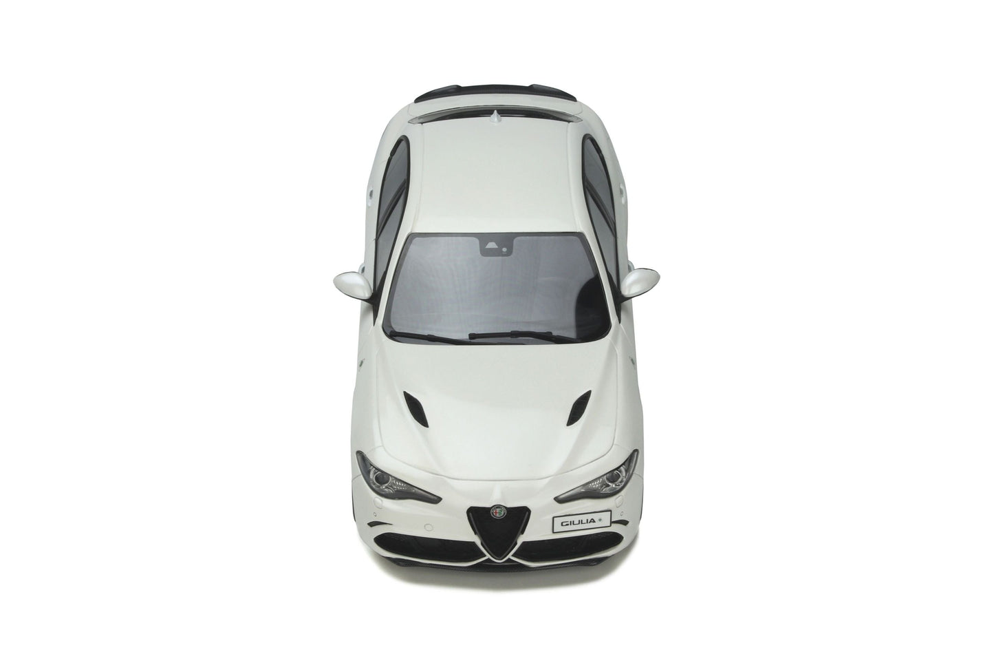 OttOmobile - Alfa Romeo Giulia Quadrifoglio (2019) (White) 1:18 Scale Model Car - Model Cars Canada Inc.
