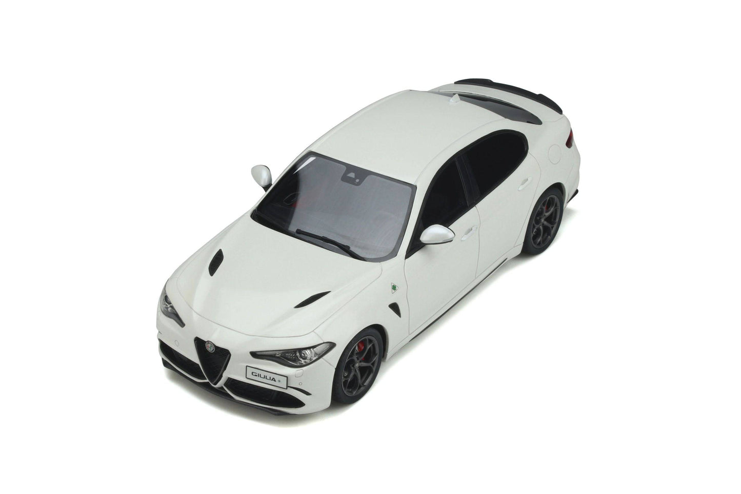 OttOmobile - Alfa Romeo Giulia Quadrifoglio (2019) (White) 1:18 Scale Model Car - Model Cars Canada Inc.