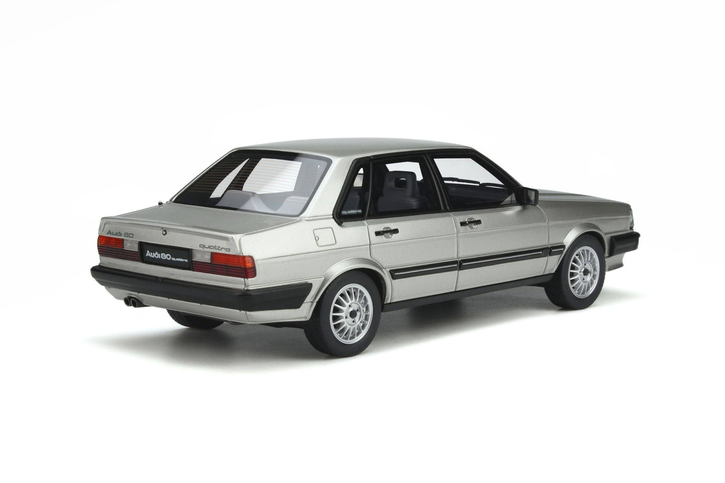 OttOmobile - Audi 80 Quattro (B2) (Zermatt Silver) 1:18 Scale Model Car