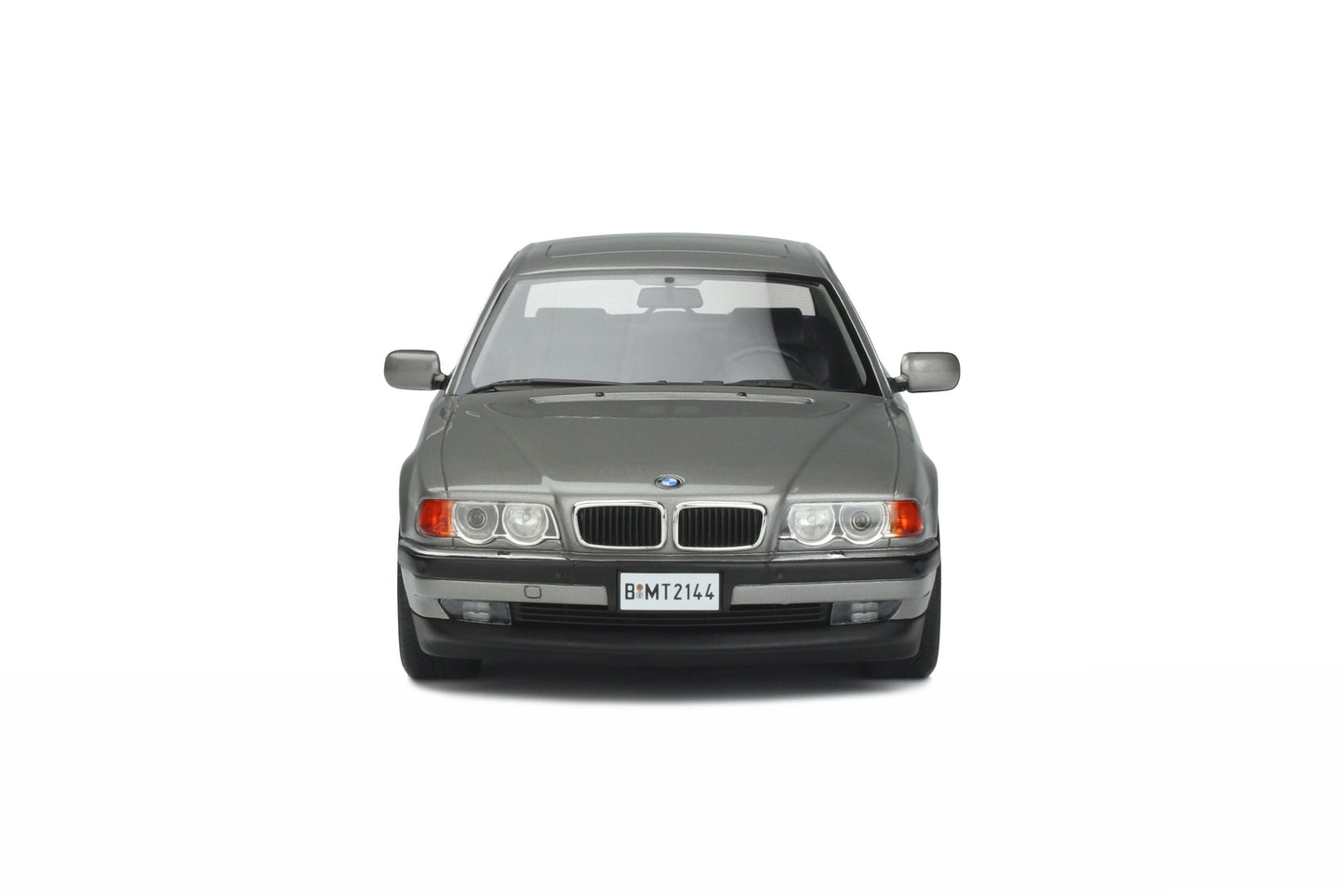 OttOmobile - BMW 750IL (E38) (Aspen Silver Metallic) 1:18 Scale Model Car