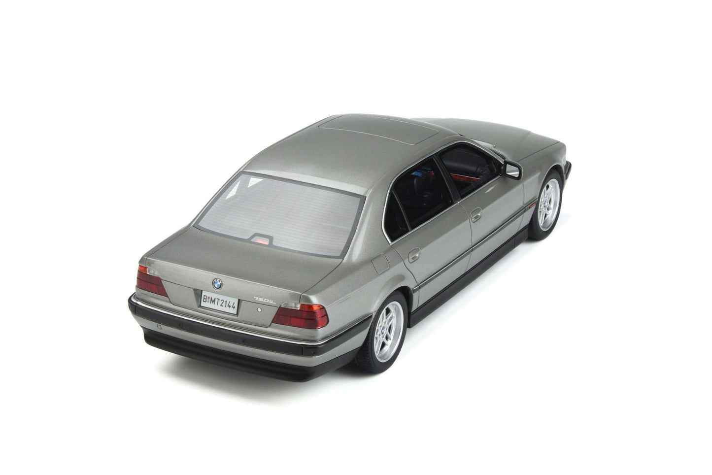 OttOmobile - BMW 750IL (E38) (Aspen Silver Metallic) 1:18 Scale Model Car