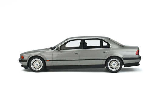 OttOmobile - BMW 750IL (E38) (Aspen Silver Metallic) 1:18 Scale Model Car - Model Cars Canada Inc.