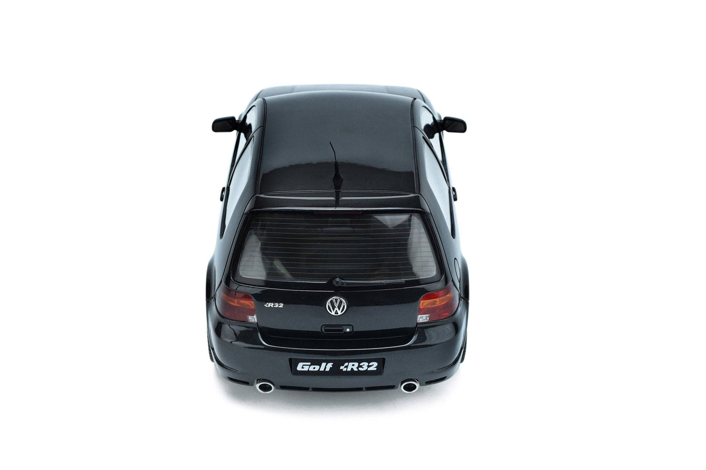OttOmobile - Volkswagen Golf R32 (MKIV) (Black Magic Pearl) 1:18 Scale Model Car - Model Cars Canada Inc.