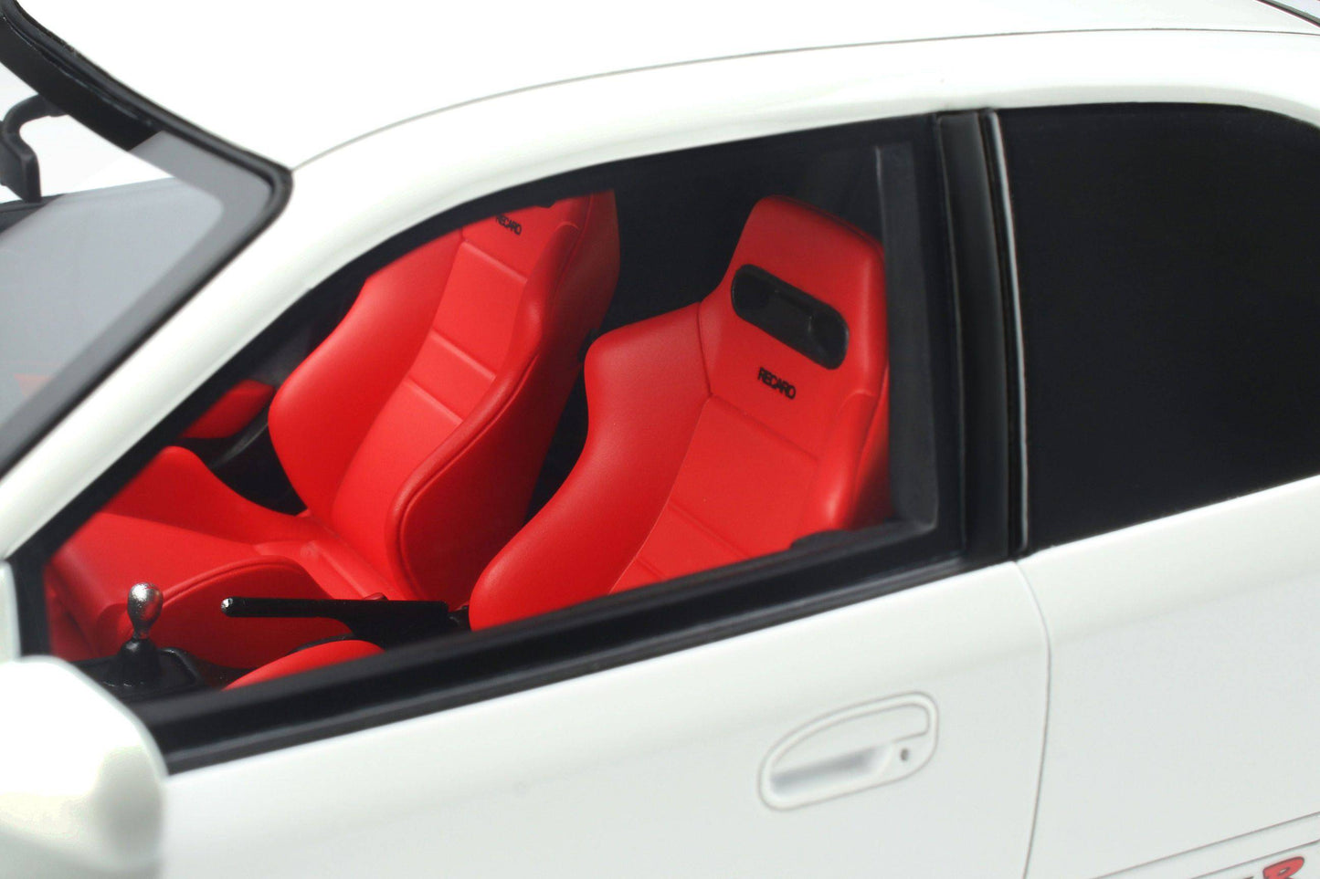 OttOmobile - Honda Civic Type R (EK9) (Championship White) 1:18 Scale Model Car