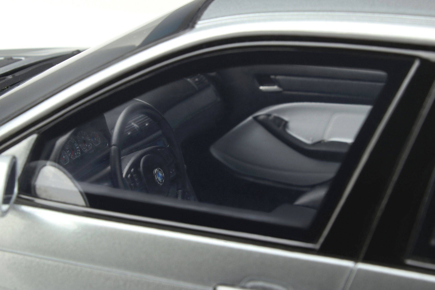 OttOmobile - BMW M3 (E46) "Touring Concept" (Chrome Shadow Metallic) 1:18 Scale Model Car - Model Cars Canada Inc.