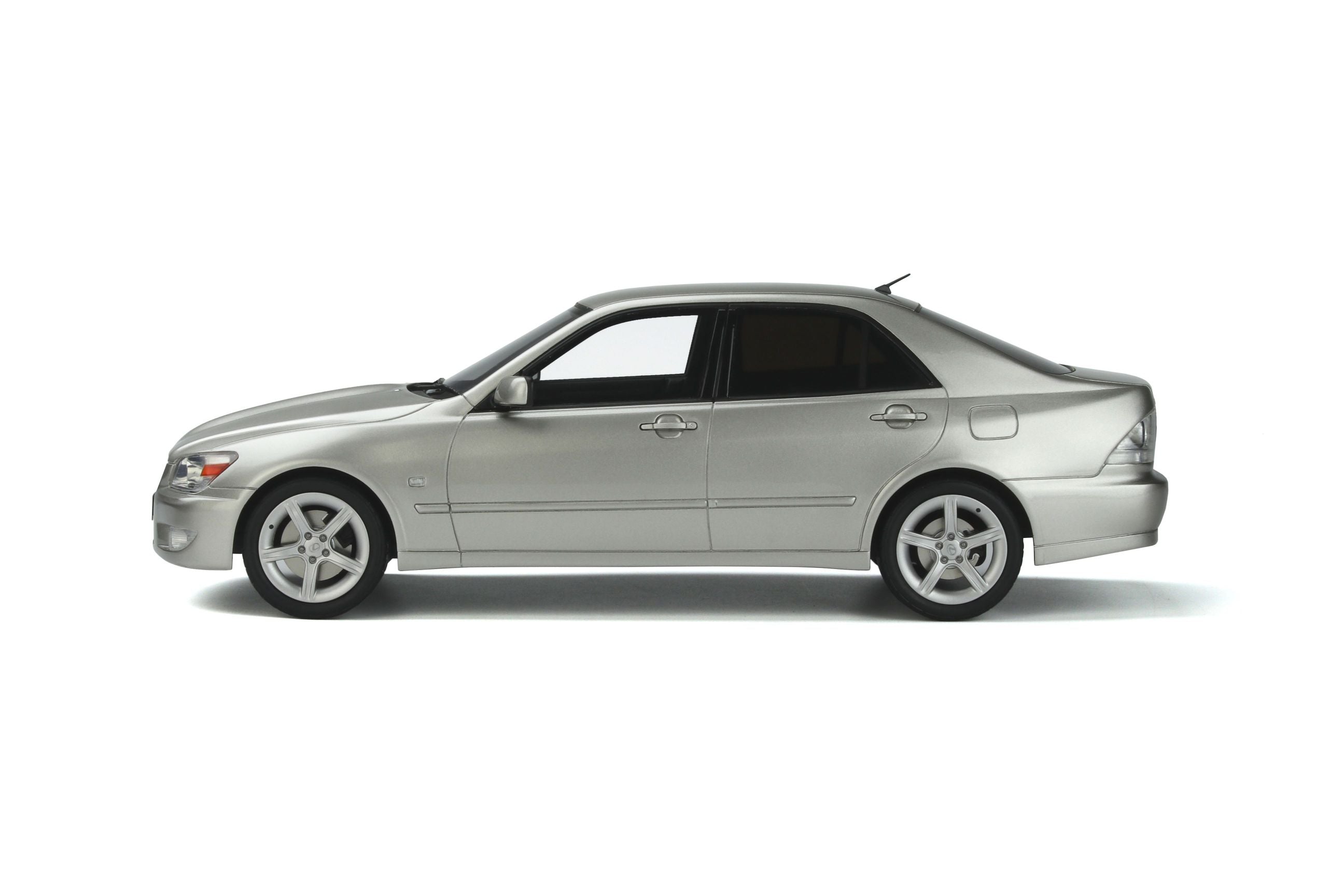 OttOmobile - Lexus IS200 (Millennium Silver Metallic) 1:18 Scale Model Car