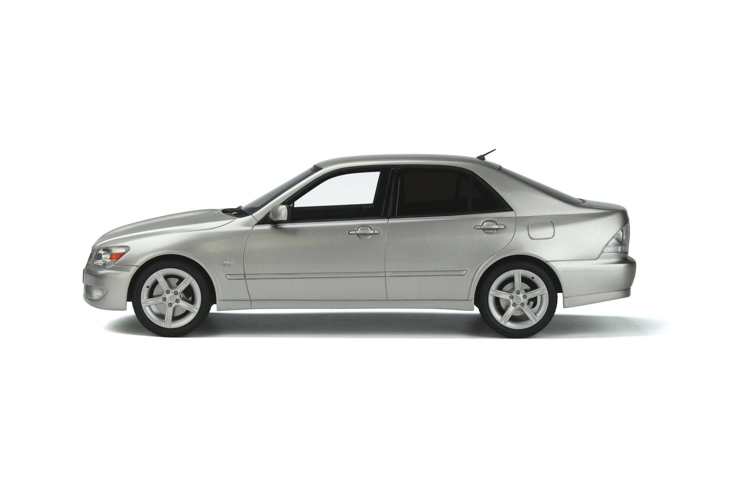OttOmobile - Lexus IS200 (Millennium Silver Metallic) 1:18 Scale Model Car - Model Cars Canada Inc.