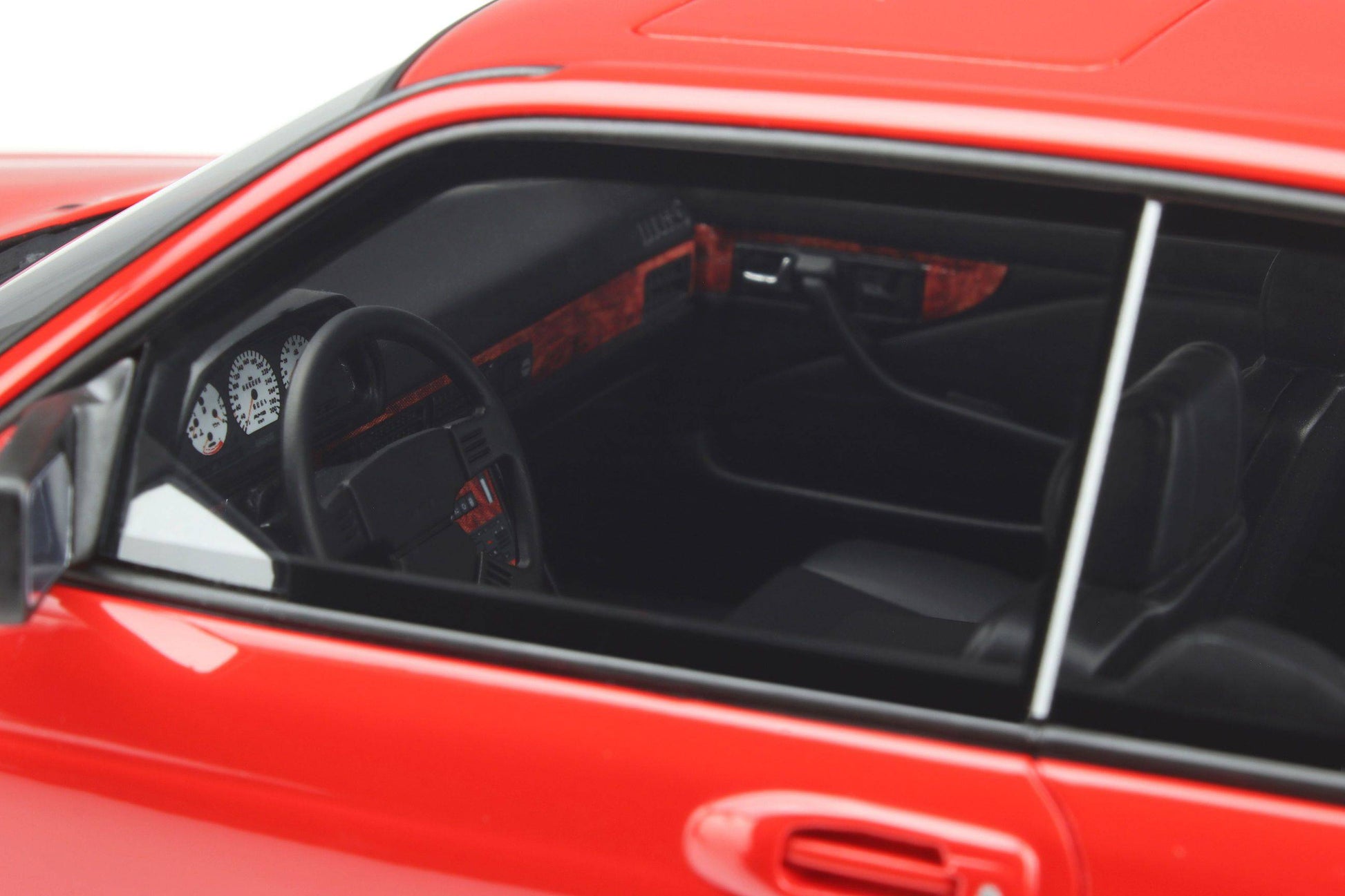 OttOmobile - Mercedes-Benz 560 SEC Wide Body (W126) (Signal Red) 1:18 Scale Model Car - Model Cars Canada Inc.