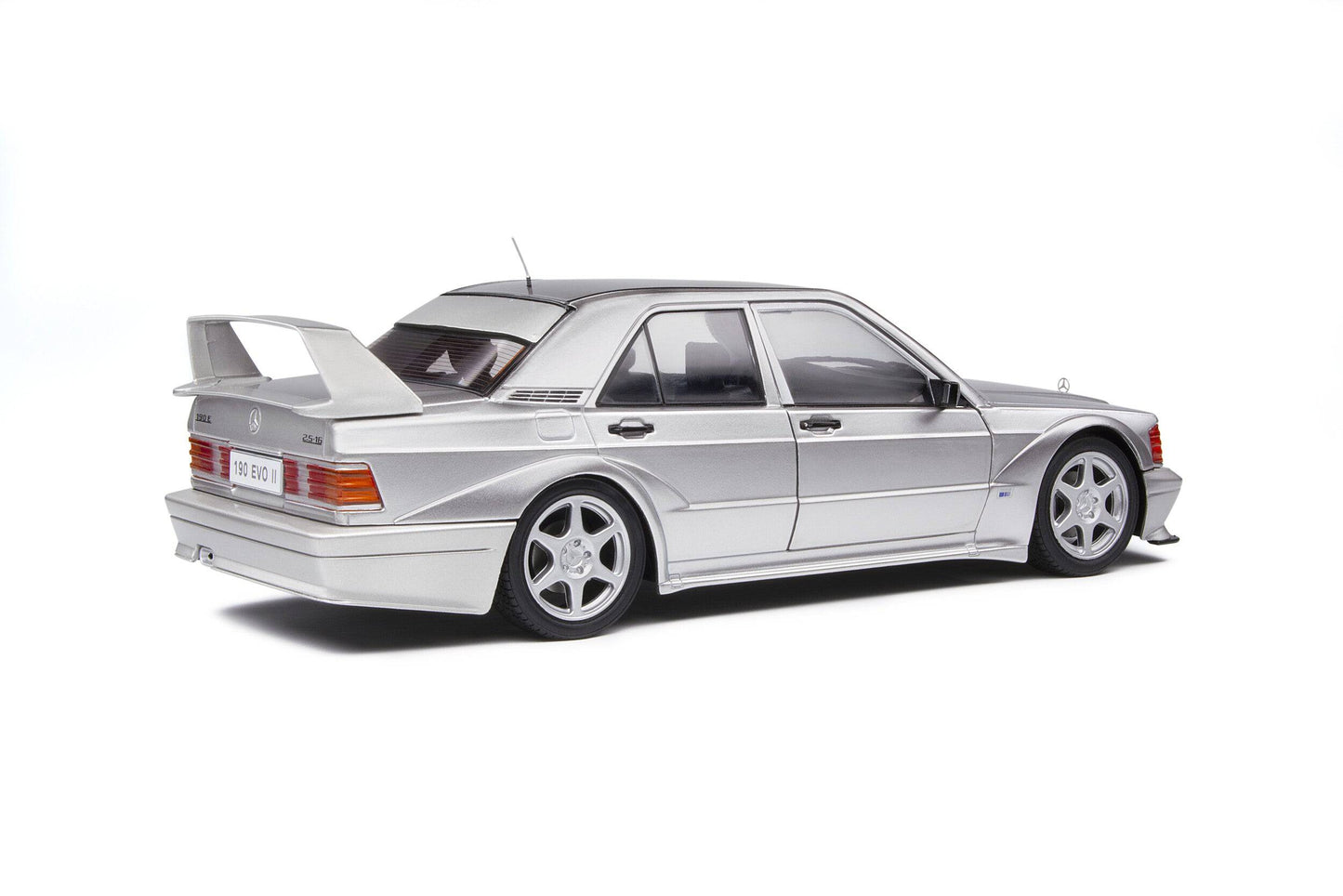 Solido - Mercedes-Benz 190E 2.5-16 Evolution II (W201) (Astral Silver) 1:18 Scale Model Car