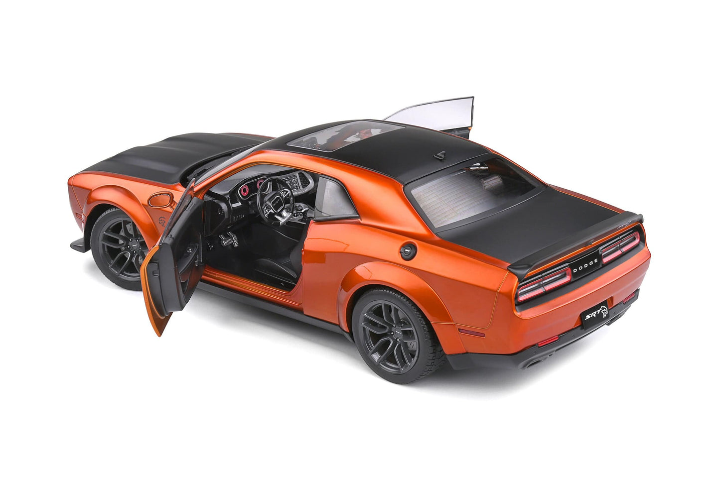 Solido - Dodge Challenger SRT Widebody (Orange Metallic) 1:18 Scale Model Car - Model Cars Canada Inc.