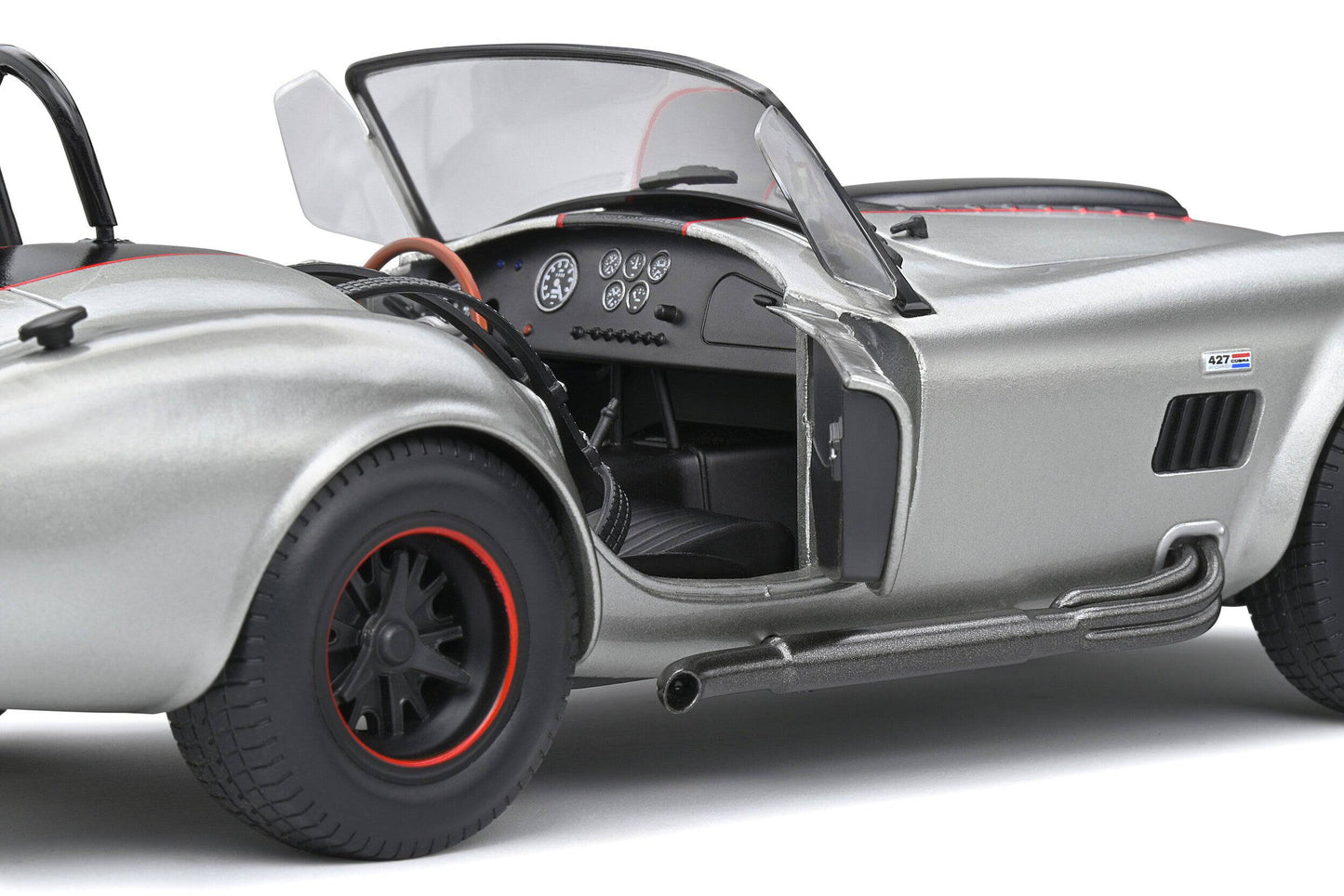 Solido - Shelby Cobra 427 (MK2) (Silver) 1:18 Scale Model Car - Model Cars Canada Inc.