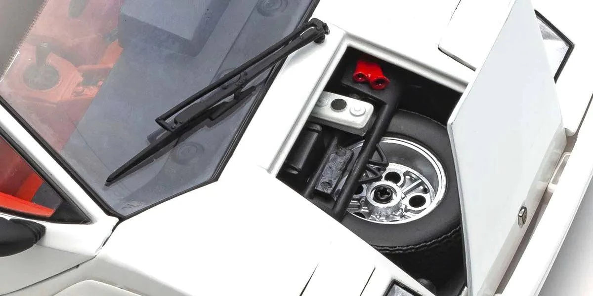 Kyosho - Lamborghini Countach LP500S (White) 1:18 Scale Model Car - Model Cars Canada Inc.