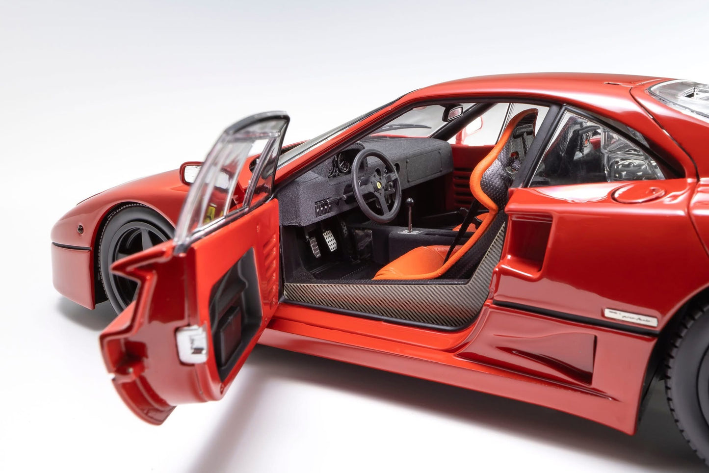 Kyosho - Ferrari F40 Light Weight with LM Wings (Rosso Corsa Red) 1:18 Scale Model **[Pre-Order]**
