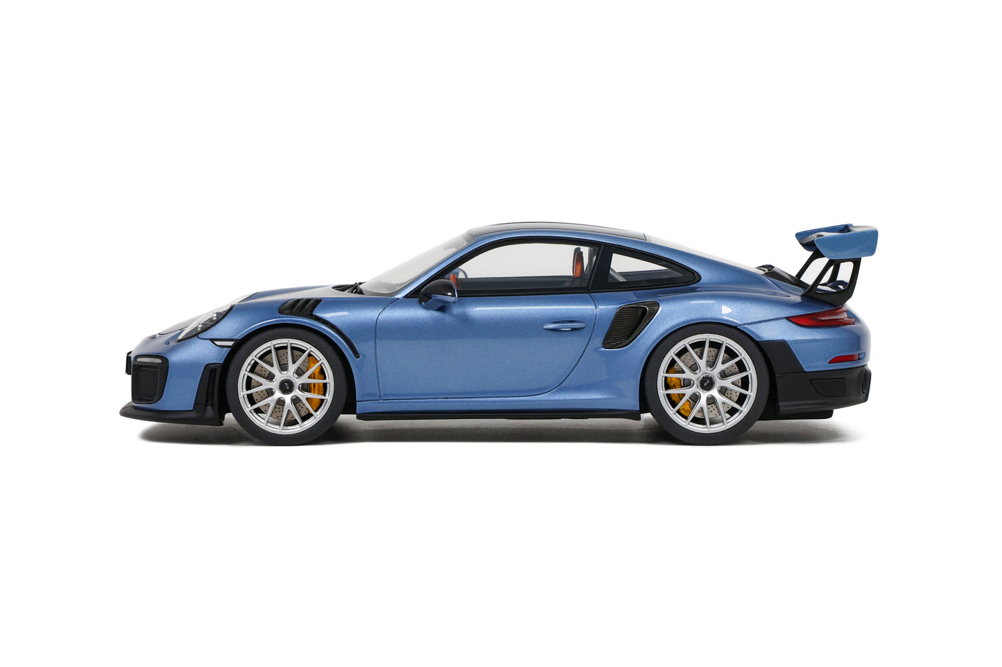 GT Spirit - Porsche 911 GT2 RS (991.2)(Gemini Blue) 1:18 Scale Model Car