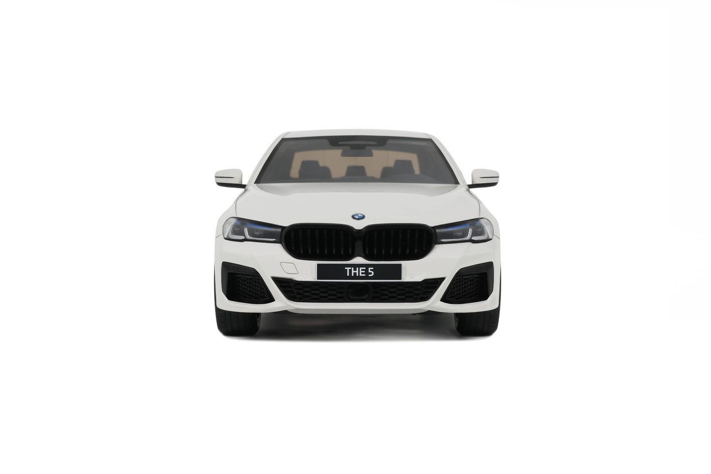 GT Spirit - BMW 545E xDrive Sedan M Sport (Alpine White 3) 1:18 Scale Model **[Pre-Order]**