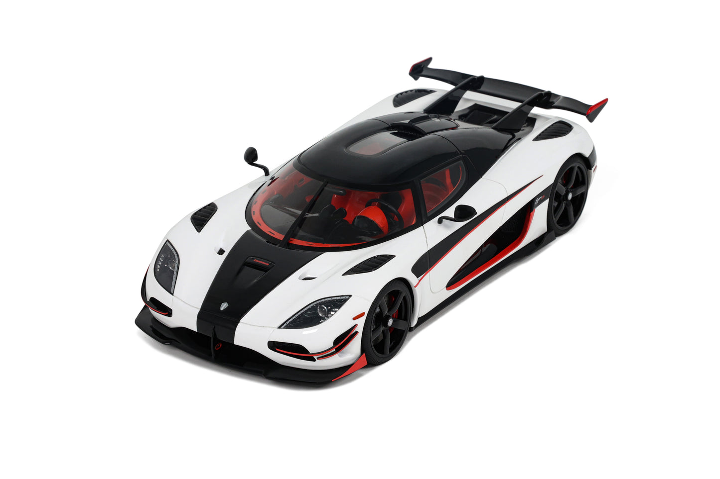 GT Spirit - Koenigsegg Agera RS (Artic White) 1:18 Scale Model