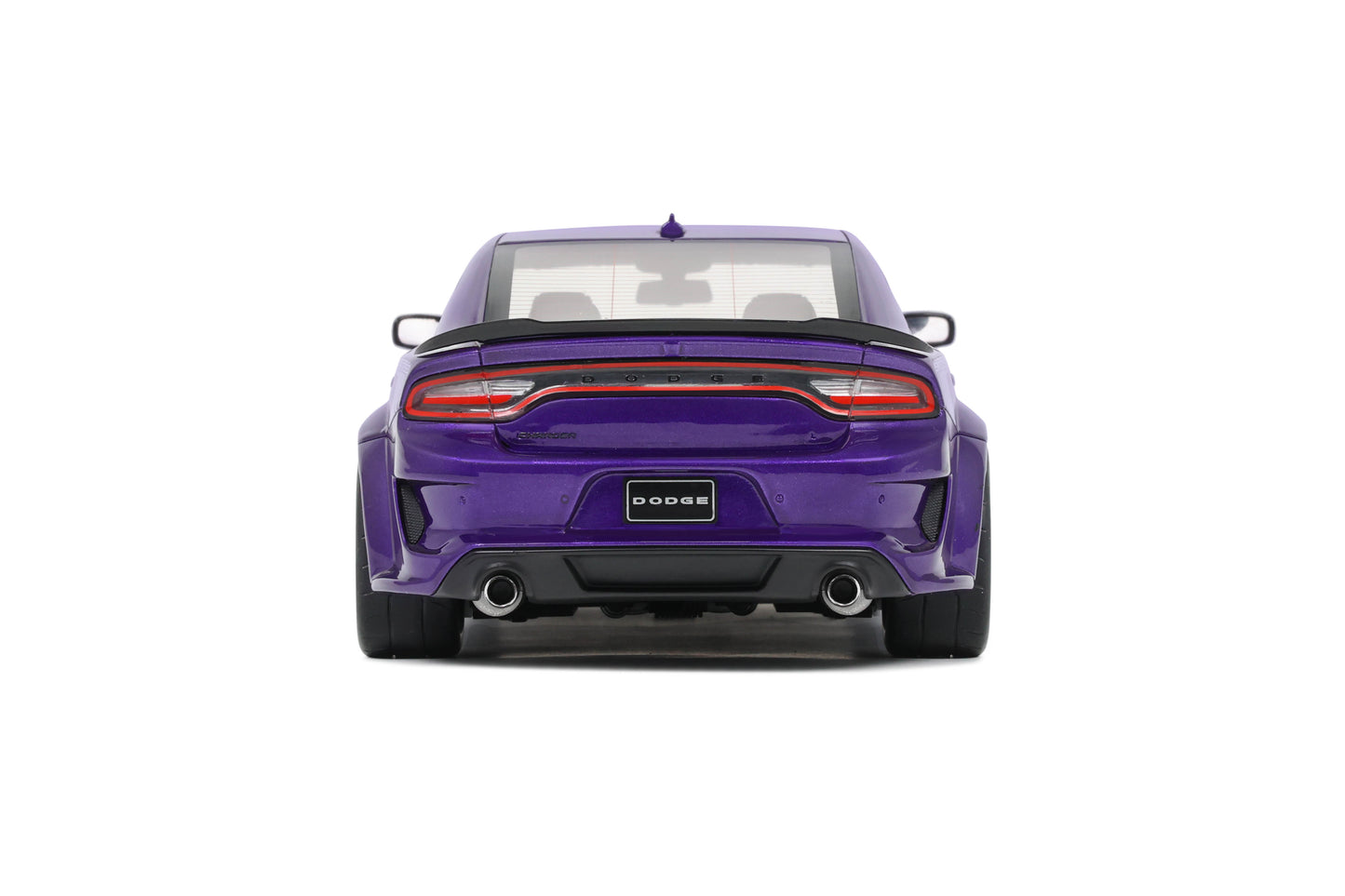 GT Spirit - Dodge Charger Super Bee (Plum Crazy Purple) 1:18 Scale Model Car