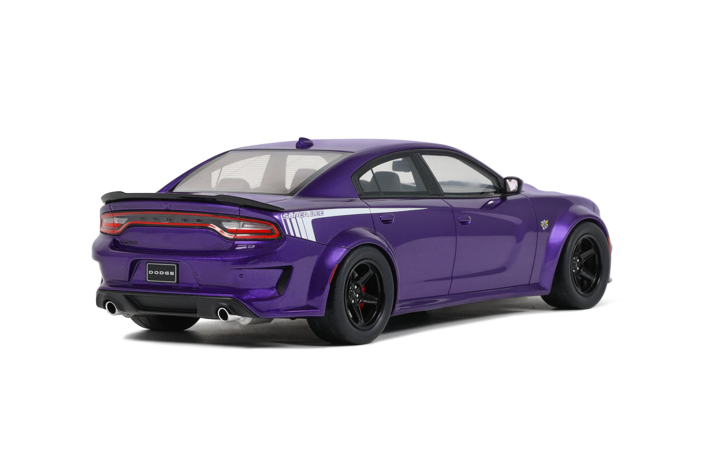 GT Spirit - Dodge Charger Super Bee (Plum Crazy Purple) 1:18 Scale Model Car