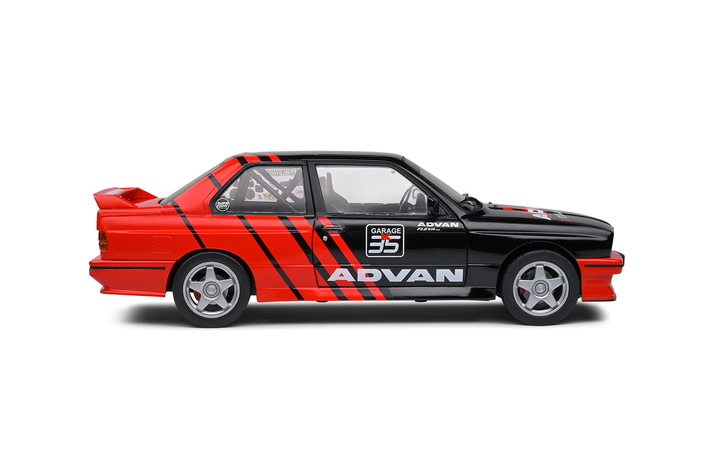 Solido - BMW M3 (E30)(Advan) 1:18 Scale Model Car