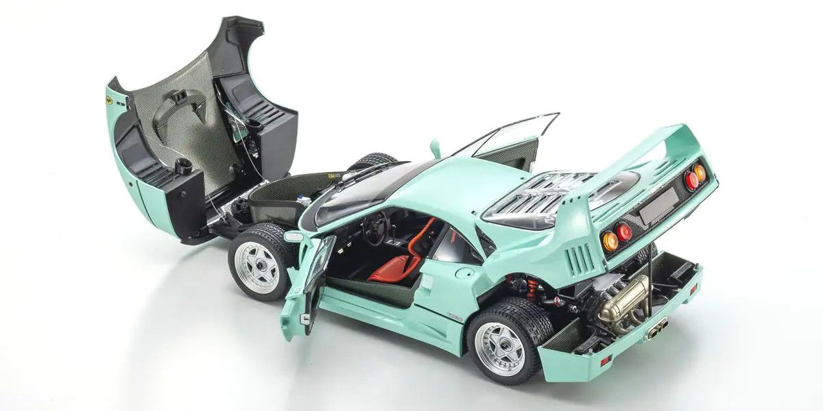 Kyosho - Ferrari F40 Street (Mint Green) 1:18 Scale Model Car