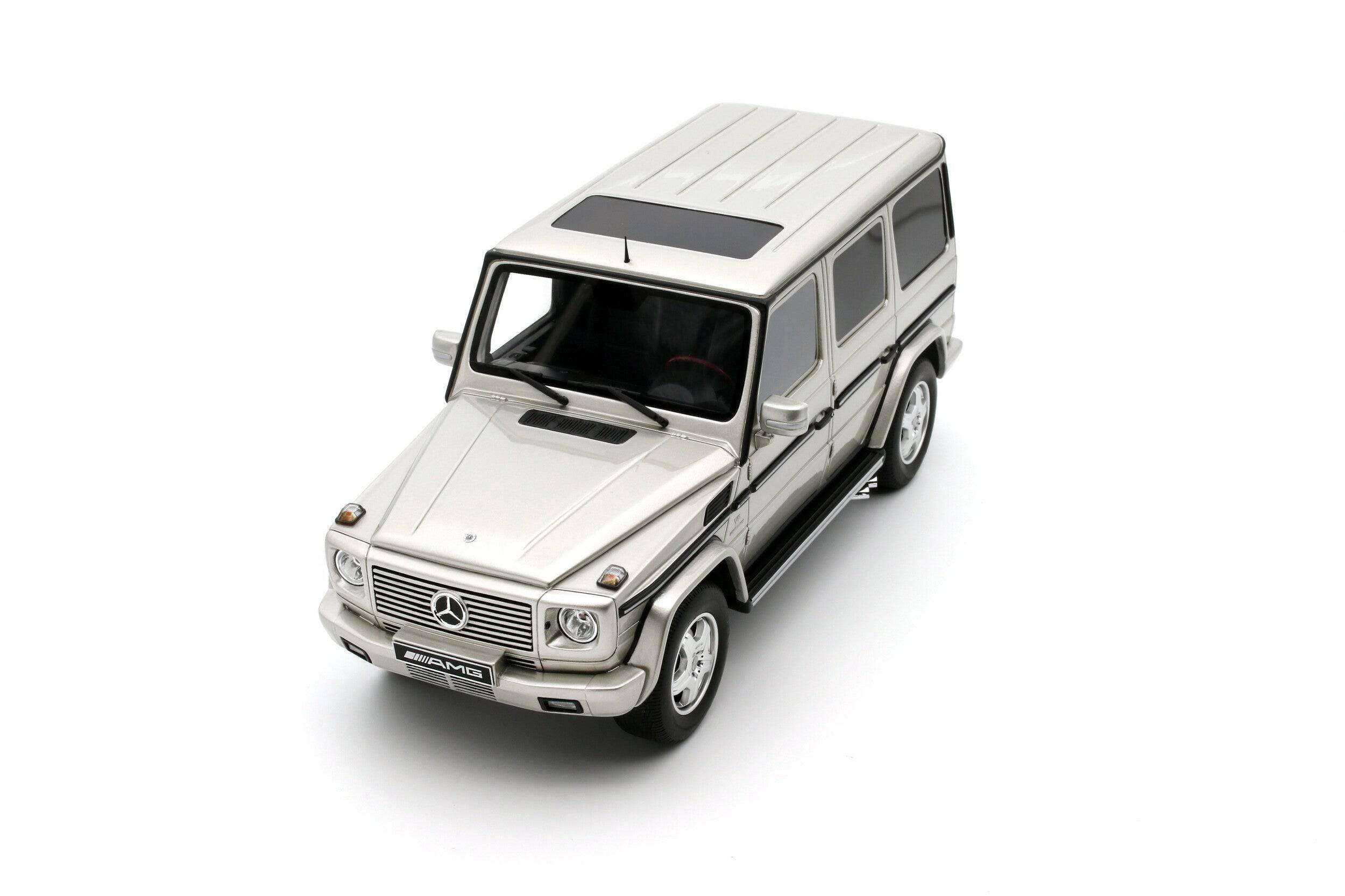 OttOmobile - Mercedes-Benz G-Class G55 AMG (Iridium Silver) 1:18 Scale