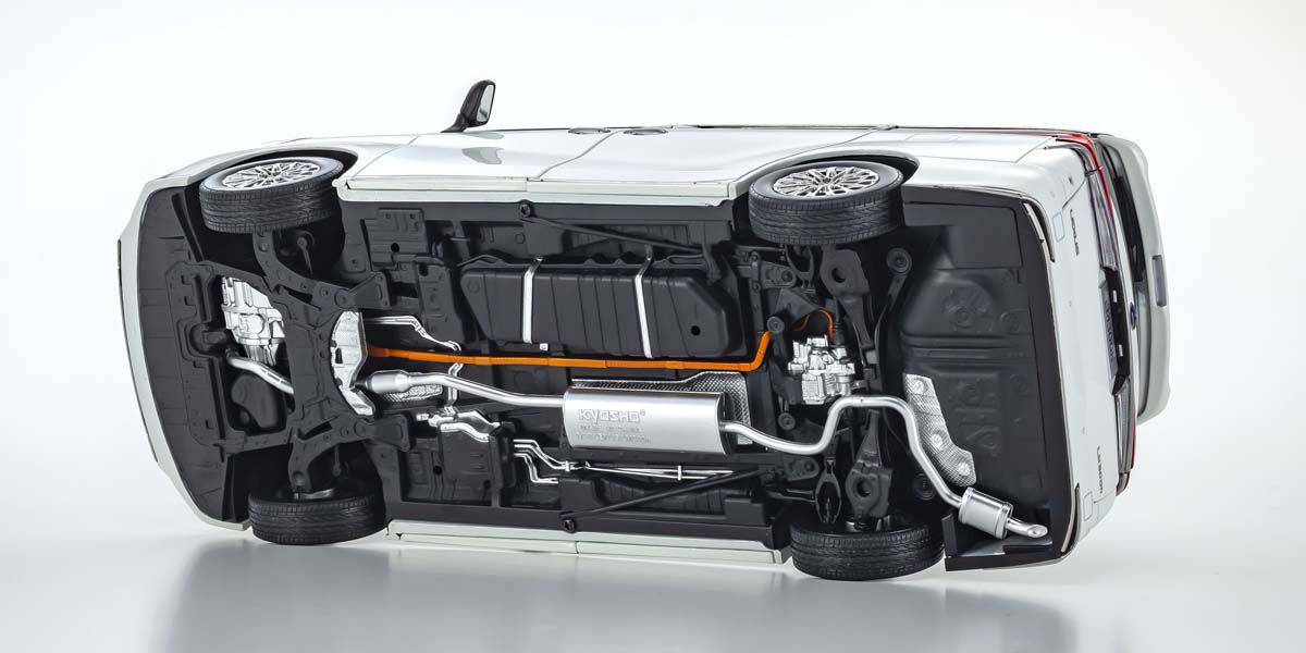 Kyosho - Lexus LM300h (Pearl White) 1:18 Scale Model Car - Model Cars Canada Inc.
