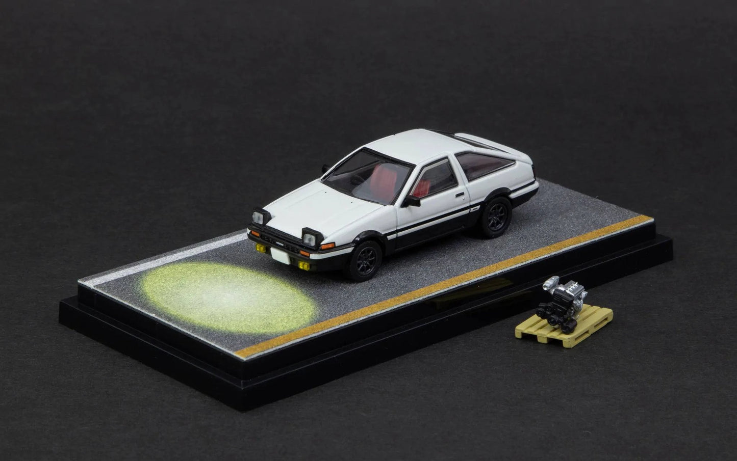 Hobby Japan - Toyota Corolla Sprinter Tureno GT Apex (AE86) "Initial D" (Lights Up) 1:64 Scale Model Car - Model Cars Canada Inc.