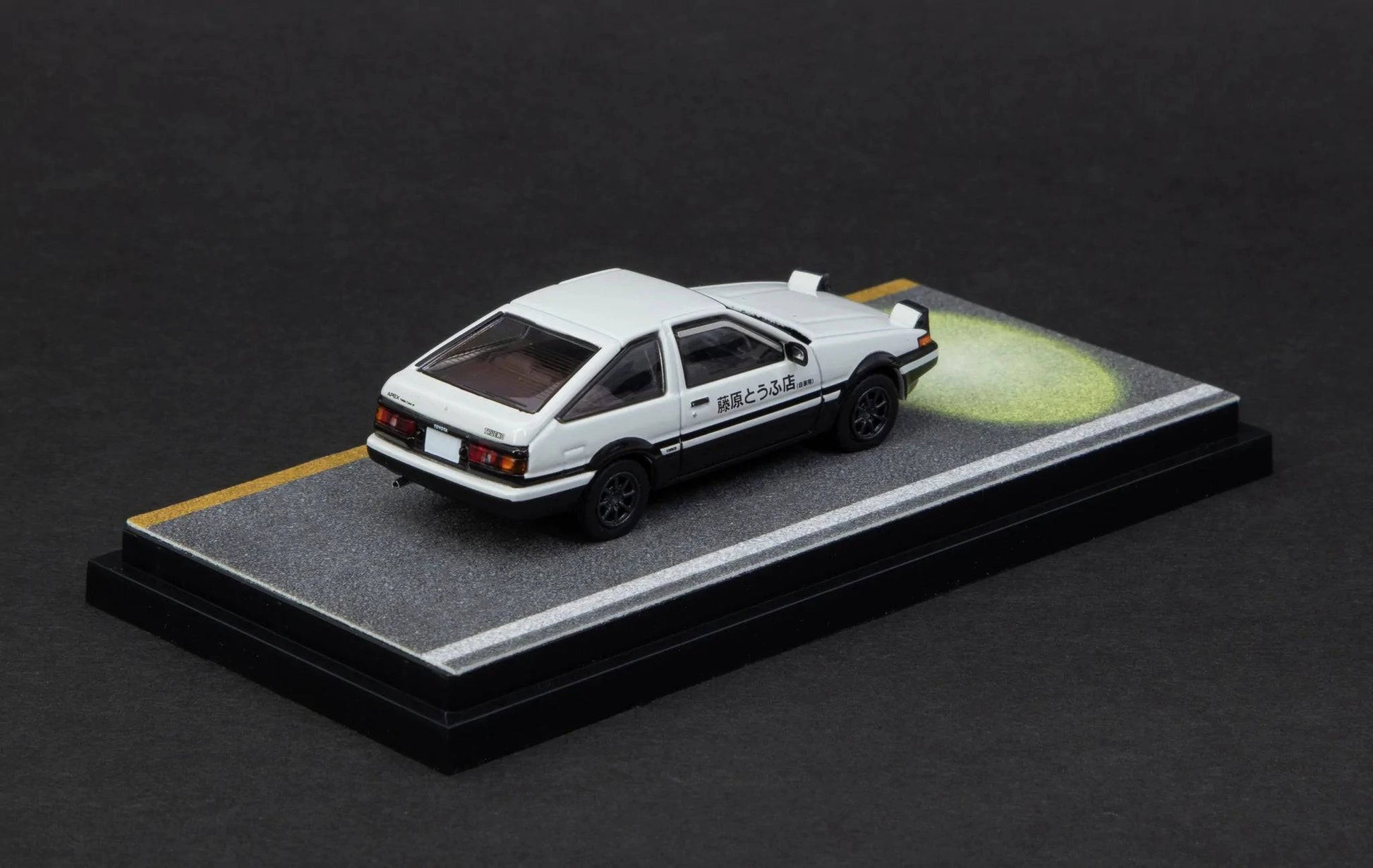 Hobby Japan - Toyota Corolla Sprinter Tureno GT Apex (AE86) "Initial D" (Lights Up) 1:64 Scale Model Car - Model Cars Canada Inc.