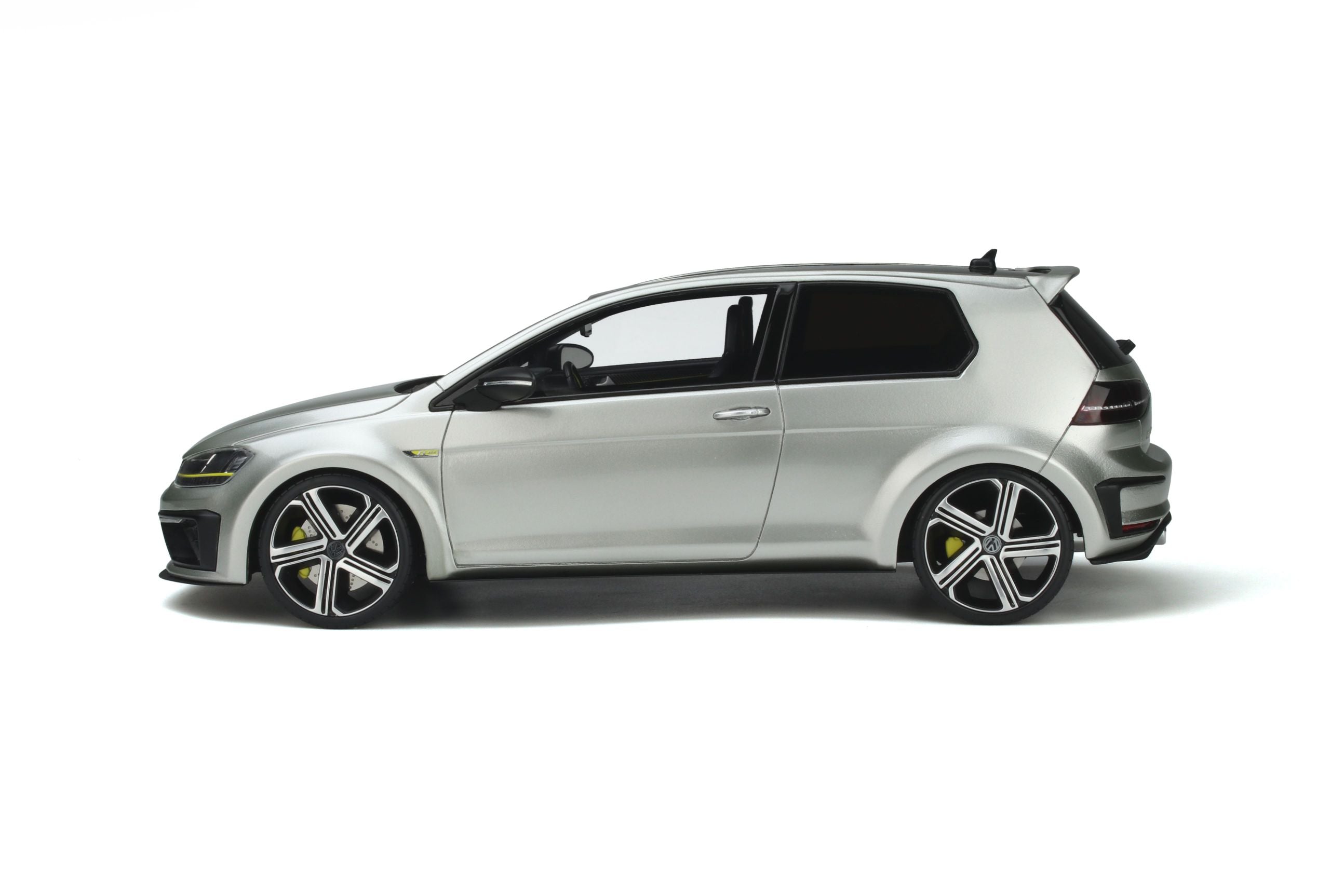 VW Golf 7 r400