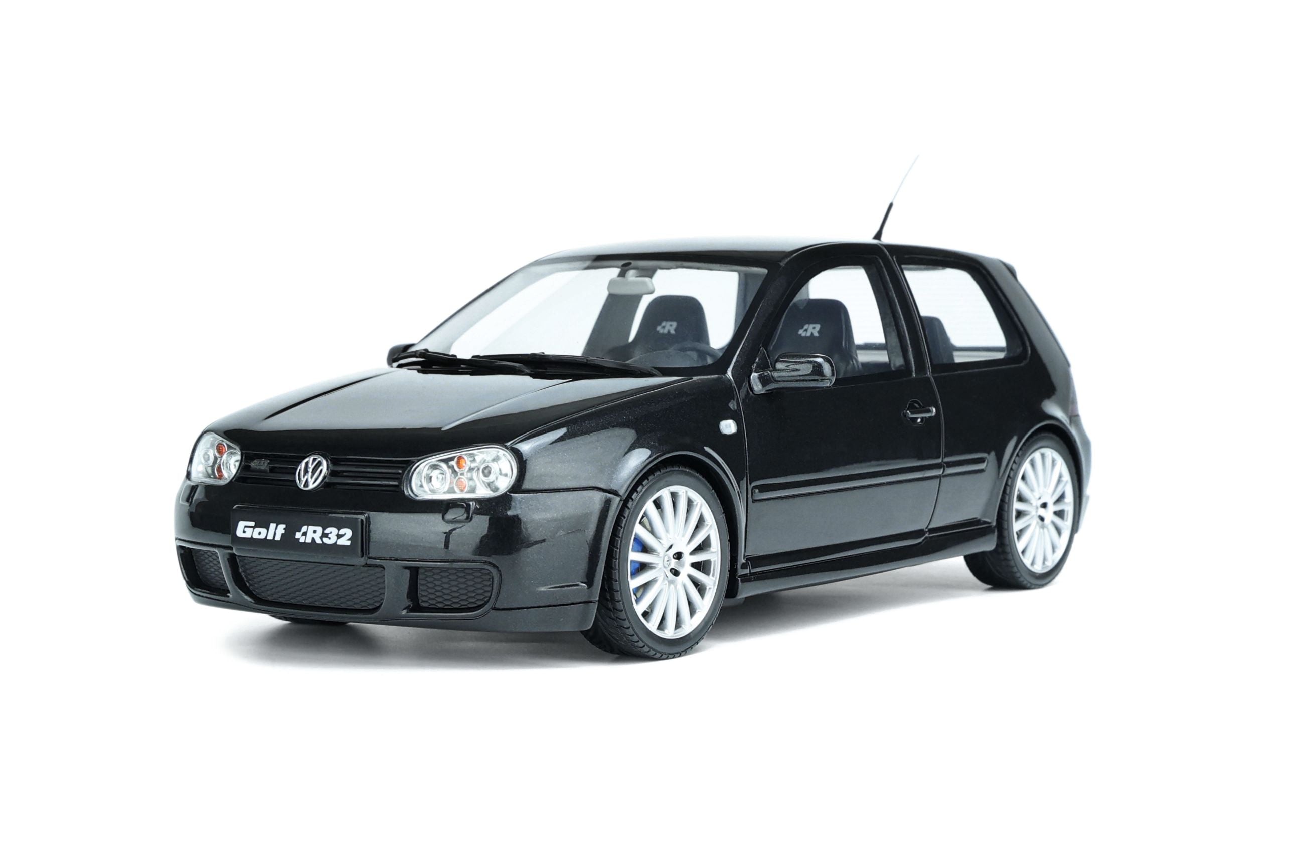 OttOmobile - Volkswagen Golf R32 (MKIV) (Black Magic Pearl) 1:18 Scale  Model Car