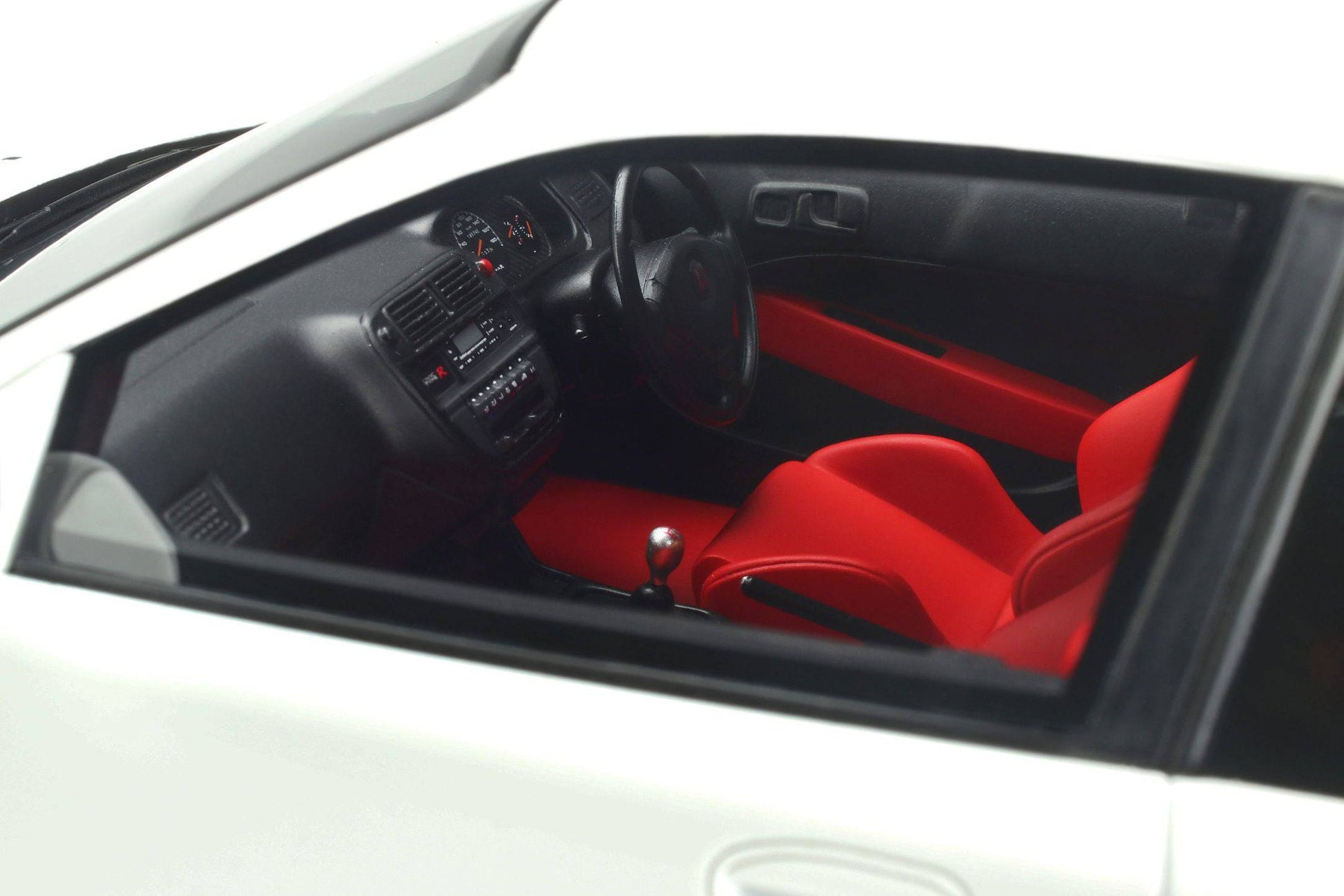 OttOmobile - Honda Civic Type R (EK9) (Championship White) 1:18 Scale Model Car - Model Cars Canada Inc.