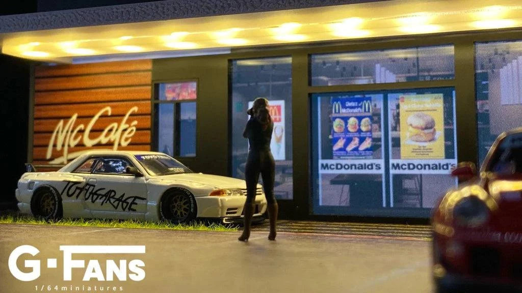 G Fans - McDonalds Restaurant (Building and Parking) 1:64 Scale Diorama - Model Cars Canada Inc.